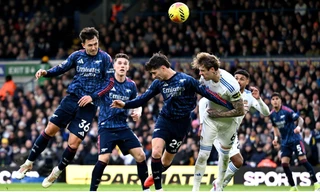 HIGHLIGHT: Arsenal nhấn chìm Leeds United, vững ngôi đầu bảng