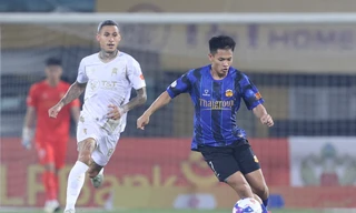 HAGL (áo xanh) có thể tạo bất ngờ trước Công an TPHCM? 