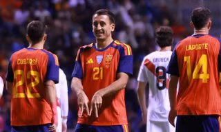 Trực tiếp Tây Ban Nha 3-0 Saudi Arabia (Hiệp 1): Bò tót đi dạo