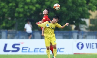 Giải bóng đá nữ VĐQG-Cúp Thái Sơn Bắc 2025: Hà Nội bất lực nhìn TPHCM I nâng cúp vô địch, thiết lập kỷ lục mới