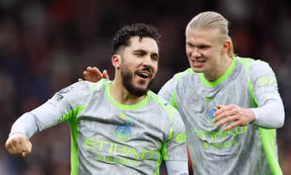 Man City vùi dập Chelsea, thắp sáng giấc mơ vô địch Ngoại hạng Anh