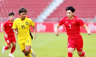 U22 Indonesia ngã ngựa, U22 Việt Nam rộng cửa vào bán kết SEA Games 33