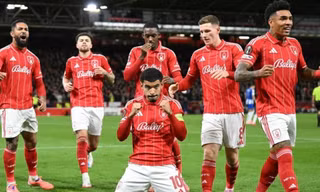 As Roma và Aston Villa thua sốc, Nottingham tạo lịch sử ở Europa League