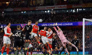 Liverpool đại bại ở Champions League 