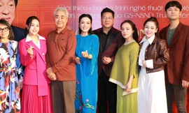 Học trò nhiều thế hệ chung tay làm điều đặc biệt cho cố GS. NSND Trung Kiên trước Ngày Nhà giáo Việt Nam