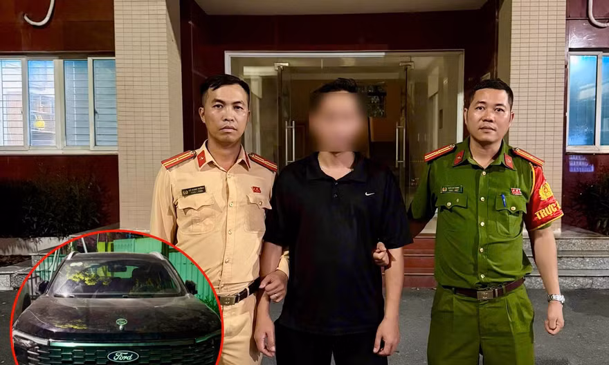 Hà Nội: Tạm giữ hình sự tài xế ô tô đẩy CSGT để bỏ chạy