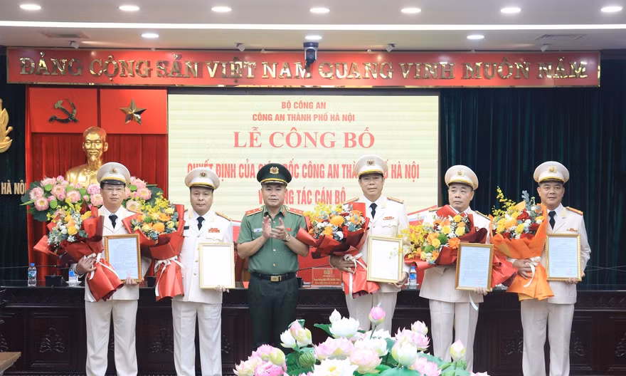 Bổ nhiệm, điều động 5 trưởng phòng thuộc Công an TP Hà Nội