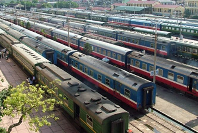 Sai phạm liên tiếp, sao chưa 'đại phẫu' ngành đường sắt?