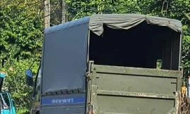 Cảnh sát giao thông TPHCM kiểm tra taxi phát hiện bí mật bên trong