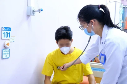 Nam thanh niên sốt cao, suy kiệt vì nhiễm xoắn khuẩn từ động vật hoang dại