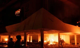 Tổng thống Indonesia huỷ chuyến thăm Trung Quốc khi biểu tình trong nước lan rộng