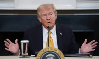 Tổng thống Mỹ Trump tuyên bố chấm dứt đàm phán thương mại với Canada vì đoạn quảng cáo