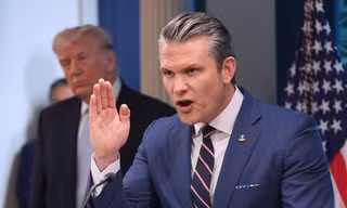 Nghị sĩ Dân chủ kiến nghị luận tội Bộ trưởng Chiến tranh Hegseth