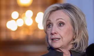Cựu Ngoại trưởng Hillary Clinton bị các nghị sĩ Quốc hội Mỹ chất vấn hơn 6 giờ đồng hồ
