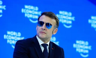 Tổng thống Pháp tuyên bố không chấp nhận ‘phận chư hầu’