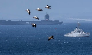 Đội tàu chiến Trung Quốc, Nga và Iran tới Nam Phi tập trận