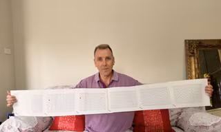 Người đàn ông có tên dài 6 trang giấy, mất 20 phút mới đọc xong