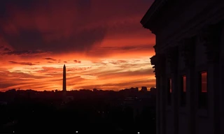 Hệ luỵ khi Nhà trắng ‘tắt đèn’