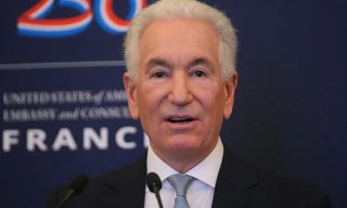 Pháp cấm Đại sứ Mỹ gặp các thành viên chính phủ