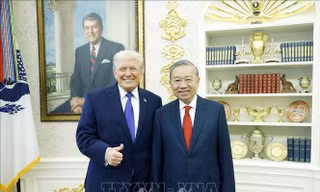Kết quả quan trọng từ chuyến dự khai mạc Hội đồng Hoà bình về Gaza của Tổng Bí thư 