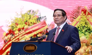 Thủ tướng: Mỗi cán bộ ngoại giao phải là một 'chiến sĩ tiên phong'