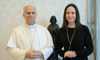 Giáo hoàng Leo bất ngờ gặp chính trị gia đối lập Venezuela