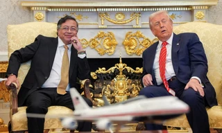 Tổng thống Colombia mang quà đặc biệt đến Nhà Trắng, nhưng Tổng thống Trump không ra đón