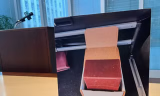 Mỹ: Bố mẹ ám ảnh sau khi nhận hộp đựng não con trai từ nhà tang lễ