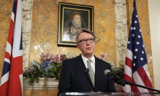 Đại sứ Anh tại Mỹ mất chức vì lộ quan hệ với tỷ phú tai tiếng