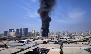 Canh bạc sinh tồn của Iran