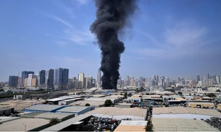 Canh bạc sinh tồn của Iran