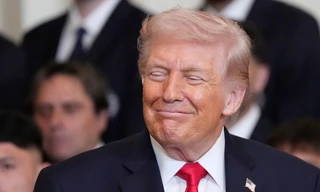 Tổng thống Mỹ Trump yêu cầu lực lượng Iran đầu hàng