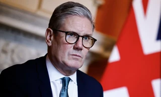 Thủ tướng Anh chao đảo vì bê bối Epstein