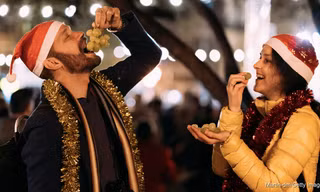 Ăn 12 quả nho và những phong tục năm mới độc lạ