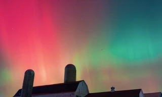 Cặp tàu vũ trụ giá rẻ liên tục bị hủy phóng vì Mặt trời hoạt động bất thường