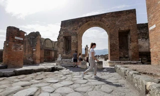 Bí ẩn thư tình trên bức tường cổ bị chôn vùi nhiều thế kỷ