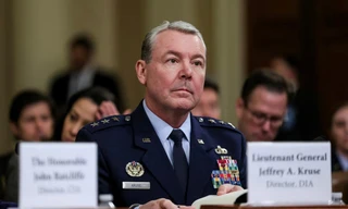 Tướng tình báo quốc phòng Mỹ bị miễn nhiệm