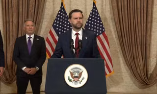 Phó Tổng thống Mỹ thông báo 'tin xấu' sau cuộc đàm phán suốt 21 giờ với Iran