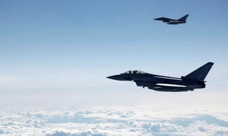 Anh điều tiêm kích Typhoon hỗ trợ Ba Lan