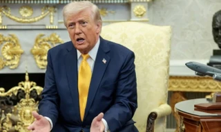 Tổng thống Mỹ Trump do dự trước phép cân não cực độ ở Iran