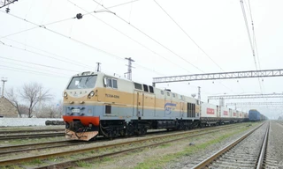 Nga chuyển hàng viện trợ cho Iran