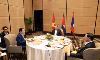 Ba Thủ tướng Việt Nam - Lào - Campuchia nhất trí đẩy mạnh hợp tác phòng chống tội phạm