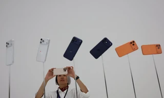 iPhone 17 giúp Apple nhận ‘mưa’ lời khen sau nhiều năm trì trệ