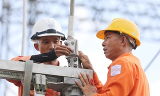 Người dân nói bị thay gấp công tơ, điện lực trả lời thế nào? 