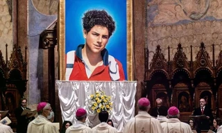 Thiếu niên 15 tuổi được Giáo hoàng Leo XIV phong thánh