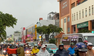 TPHCM sẽ tạm 'đóng cửa' trường học nếu mưa bão phức tạp