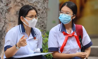 Học sinh TPHCM có thể thi lớp 10 vào cuối tháng 6