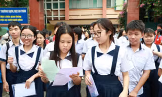 TPHCM giải đáp những 'bất thường' trong ngày đầu thi vào lớp 10