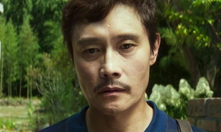 Đối thủ của 'Mưa đỏ'