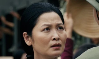 'Mưa đỏ' xô đổ 'Địa đạo'